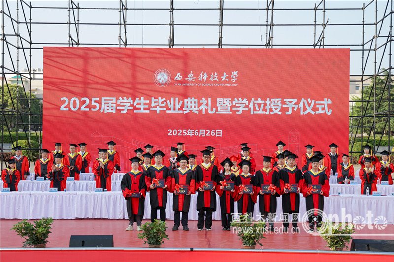 副校长曹明